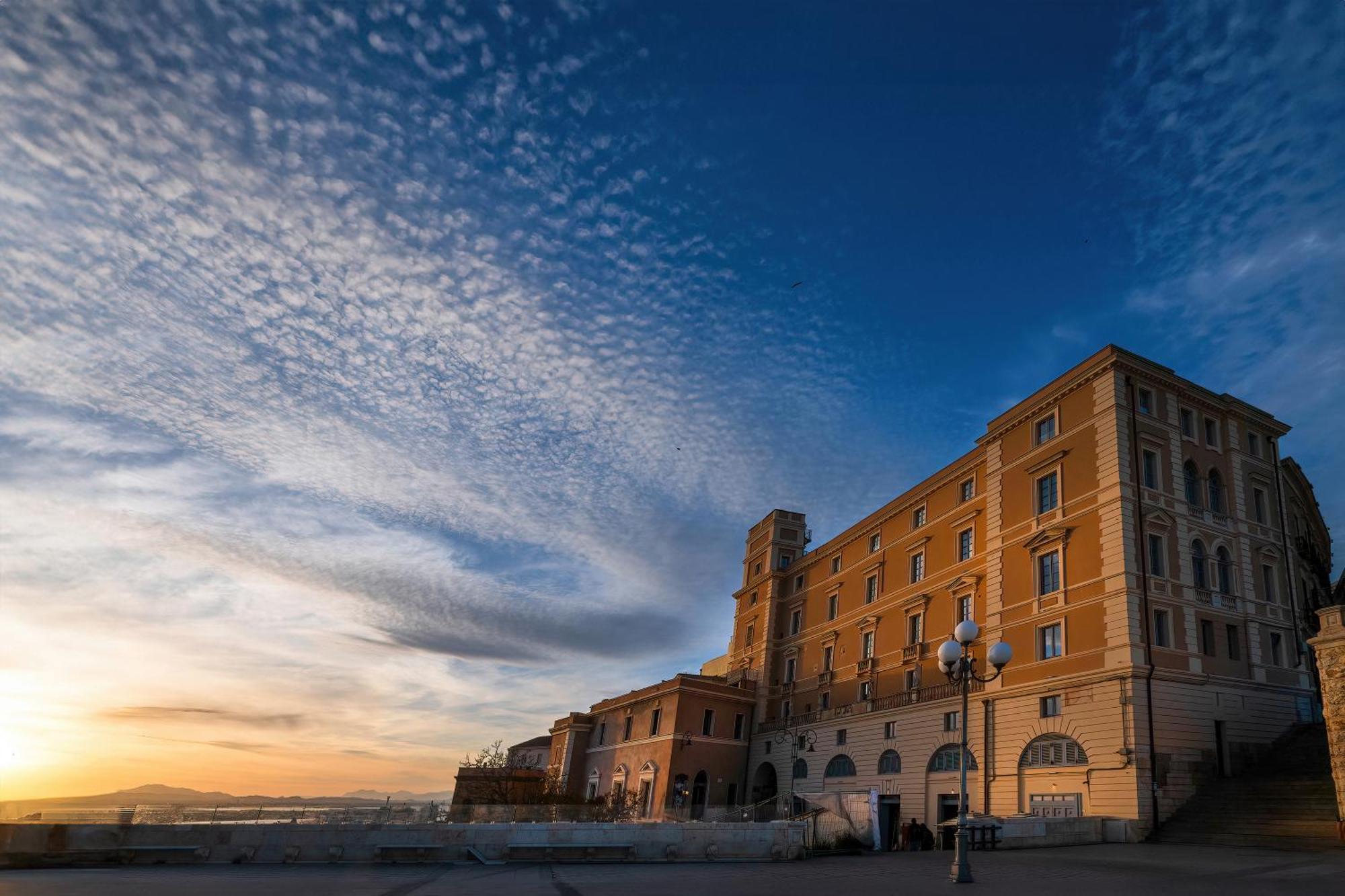 Palazzo Boyl 1840 Hotel Cagliari Exterior photo